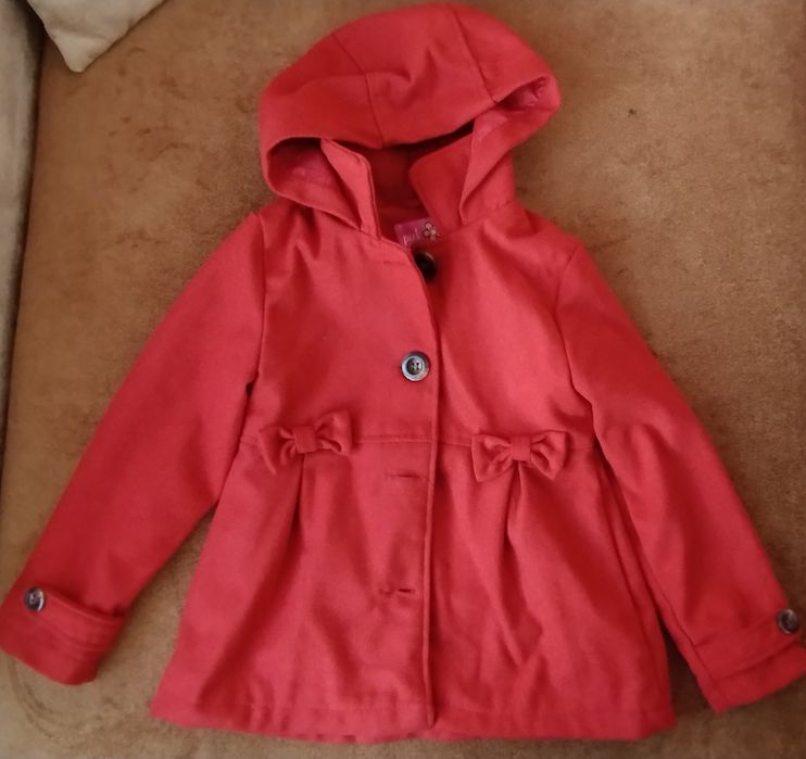 Пальто для дівчинки