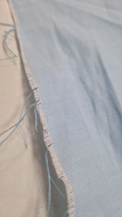 Tkanina błękit szer.154 cm.