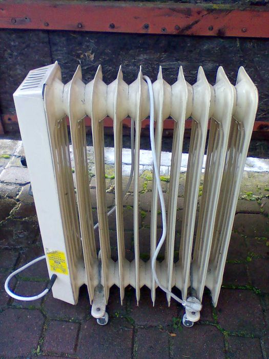 Grzejnik olejowy elektryczny ultra cienki oszczędny jak NOWY termostat