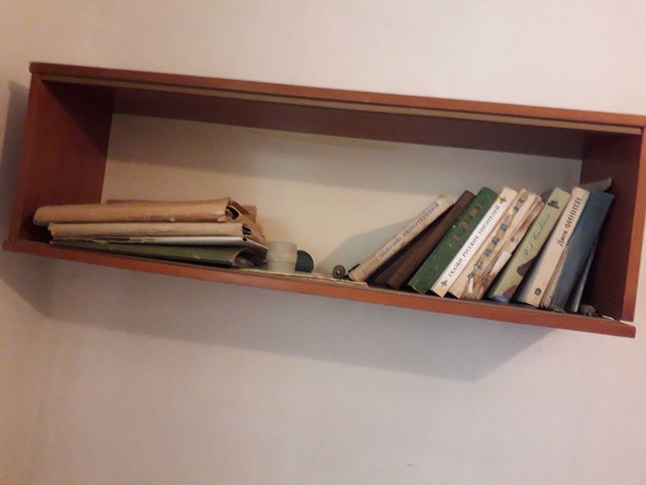 поличка для книг