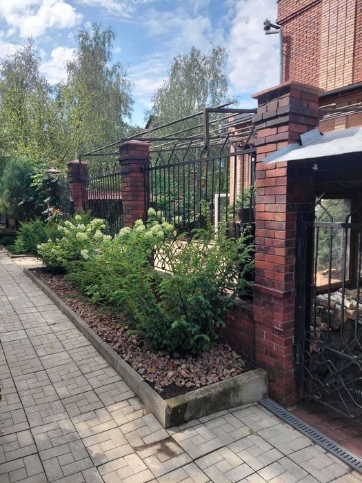 Продам шикарный дом Славянск р-н Мирный