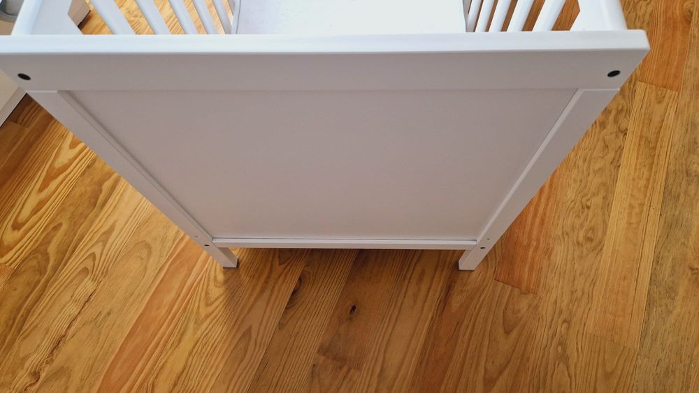 Cama de grades com duas posições