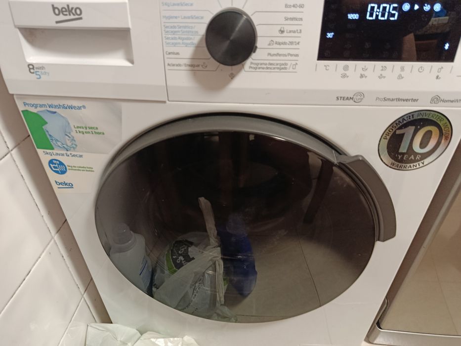 Maquina de lavar e secar beko