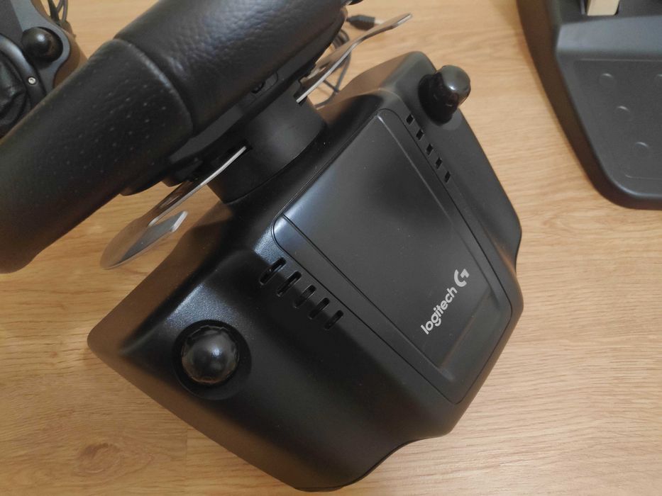 volante logitech G29 Driving Force + pedais + manete mudanças ps4
