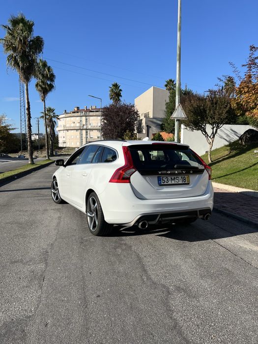 Volvo V60 2.0 D3 R-Design