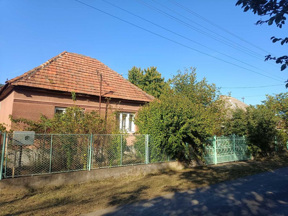 КОМПАКТНИЙ, НЕВЕЛИКИЙ 2-х кімнатний будинок 59 кв.м., житловий стан!