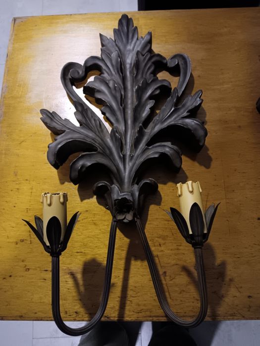 Par de Apliques eletrificados