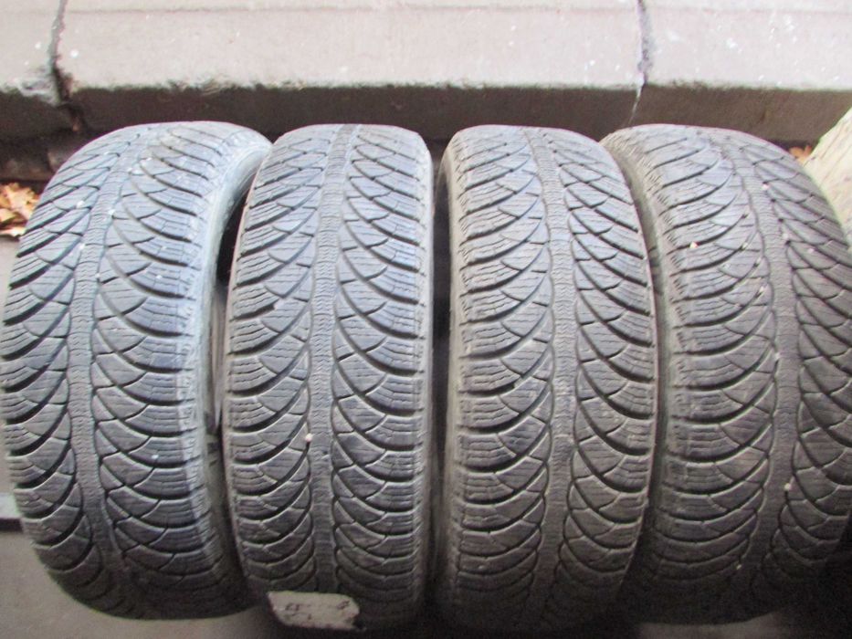 Зимові шини 185/60/15 Fulda Montero 3