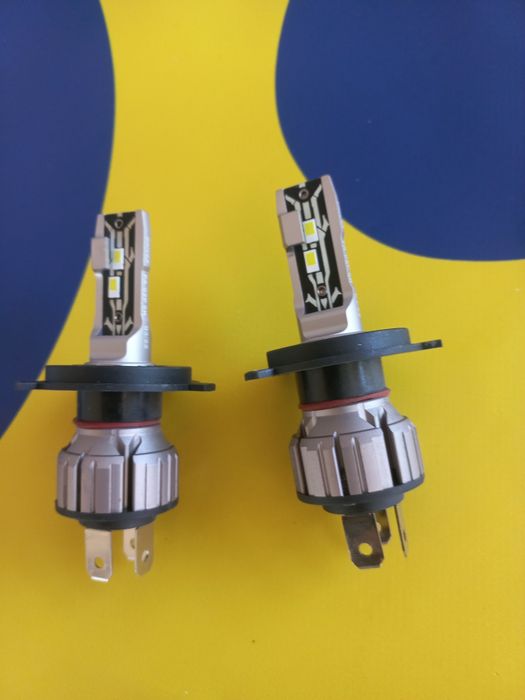 Лед лампы, продам.