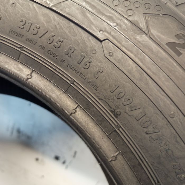 215/65r16c Continental conti van contact 100