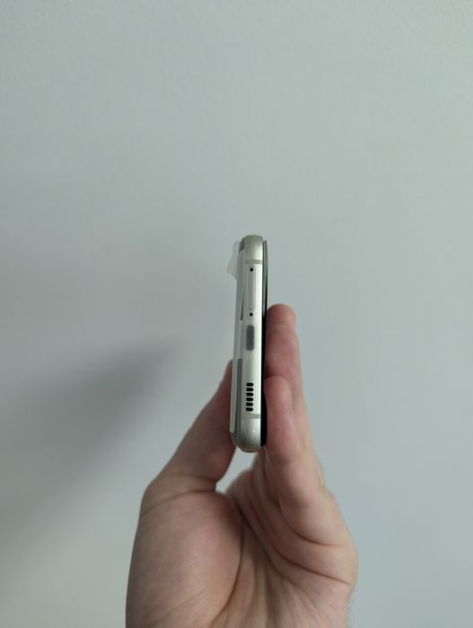Samsung Galaxy S21 FE НОВИЙ 2 SIM 128 GB Neverlock