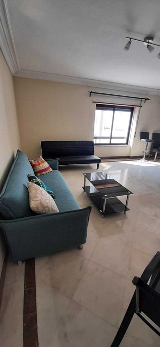 Quarto Suite (wc privado) espaçoso (parece T0). CentroLISBOA