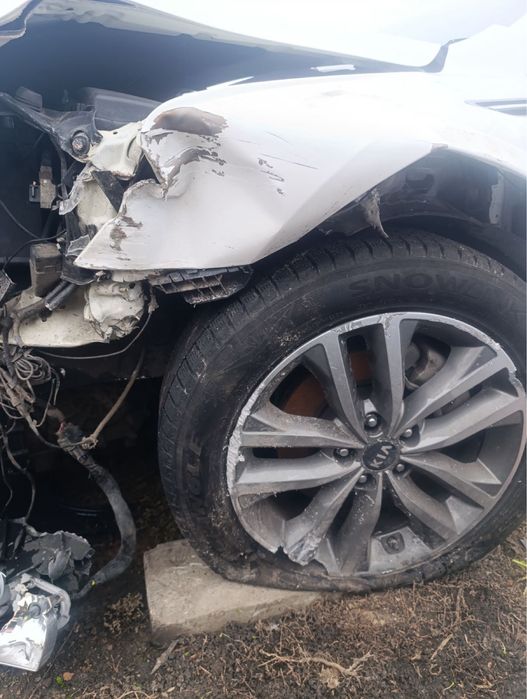 Продам  Kia   k6