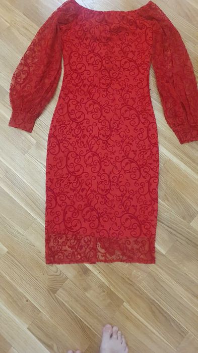 Плаття жіноче червоне