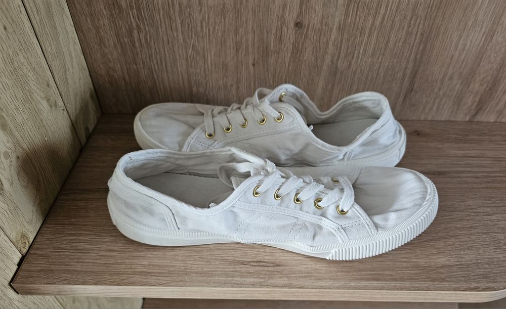 Sprzedam raz założone buty