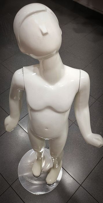 Recheio de loja de criança