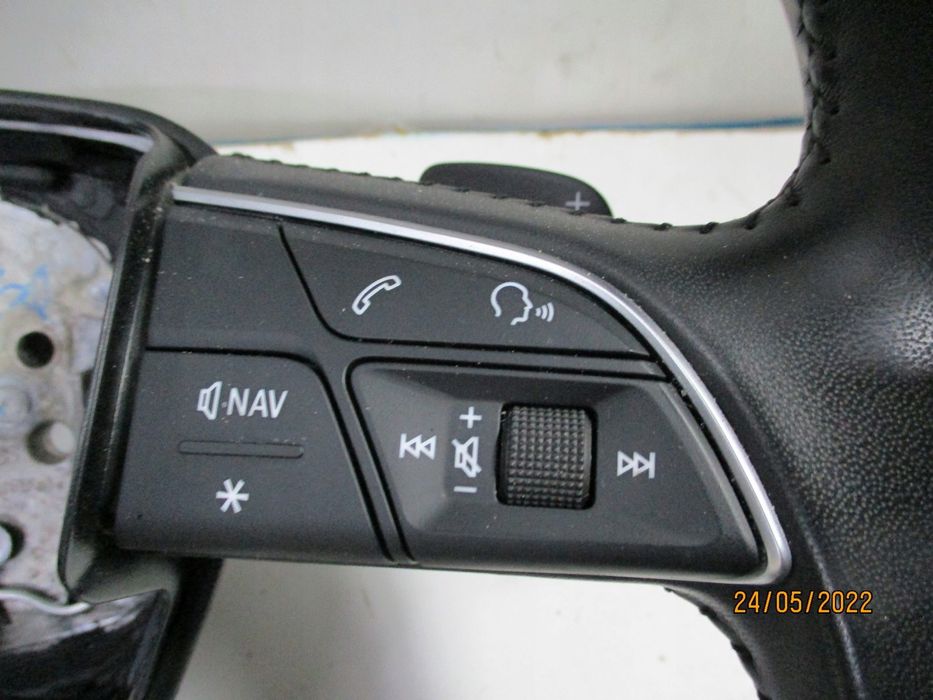 Kierownica Audi Q5 80A
