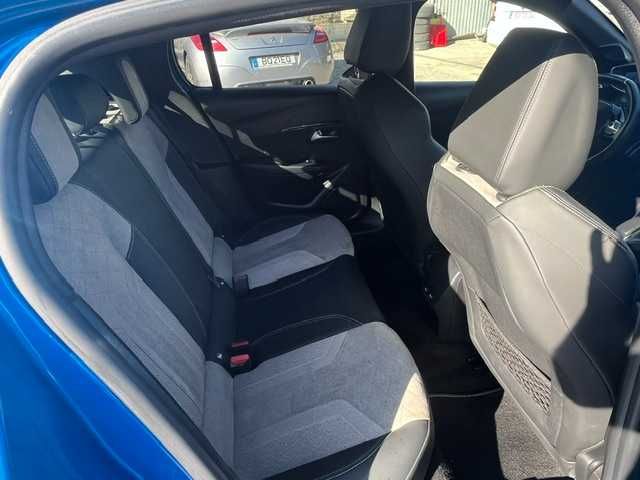 PEUGEOT E-208 GTLINE