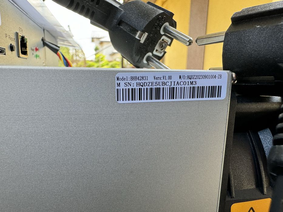 Асик Asic Bitmain Antminer s19 90T