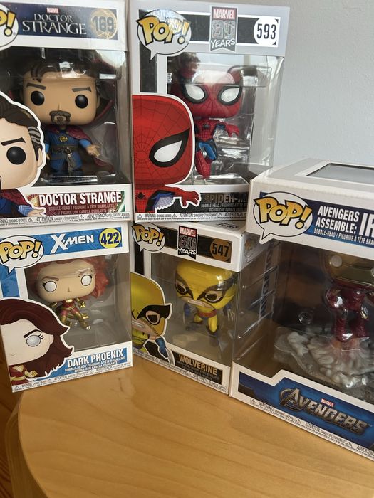 Funko pops Marvel, Harry Potter, Toy Story, He-Man, Star Wars, Batman.