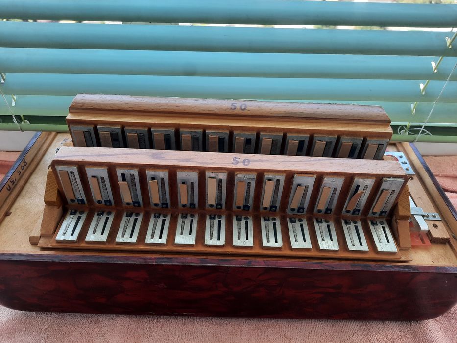 Коллекционный Акардеон Weltmester очень старый