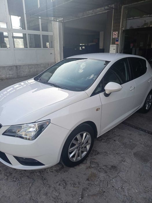 Seat Ibiza 1.2 TDI — photo 4