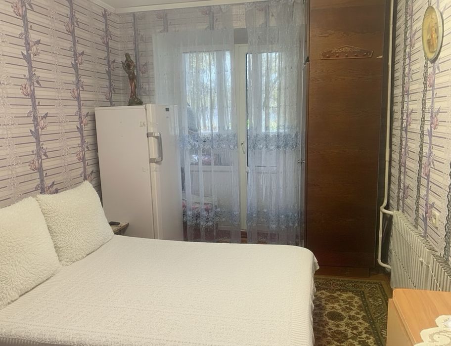 Оренда кімнати для дівчини, район Виставка (СВ)