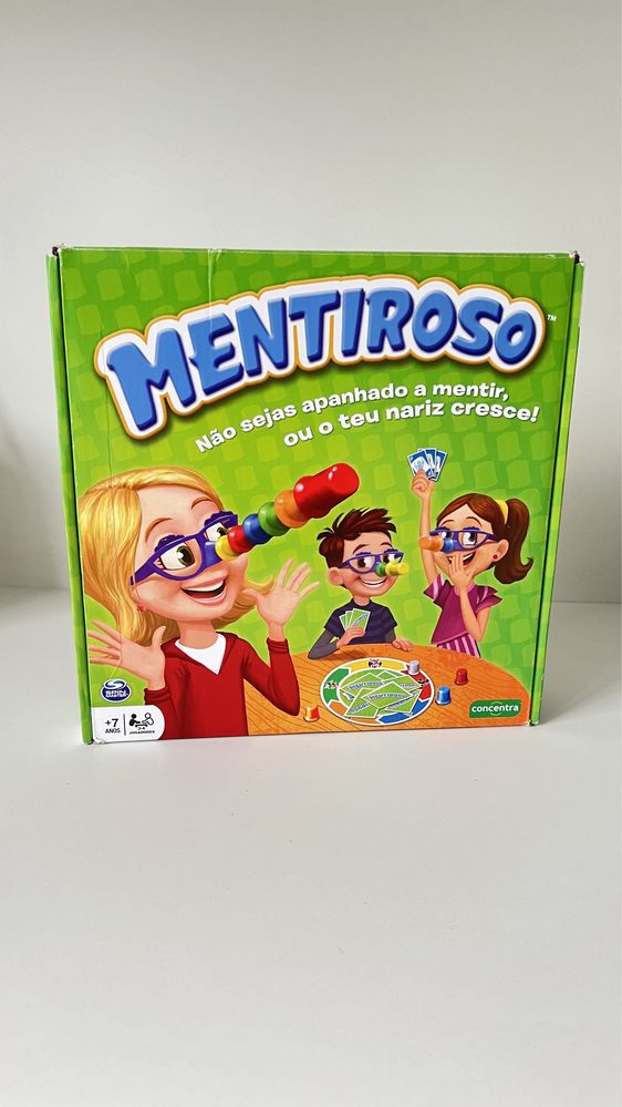 Jogo de Tabuleiro Concentra Mentiroso