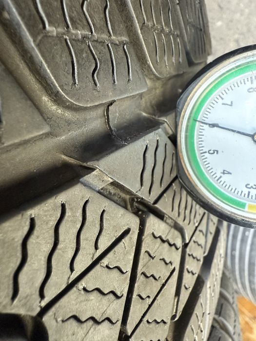 Зимові шини 235/45 R18 Pirelli Sottozero 3 TO PNCS 4шт. 2023