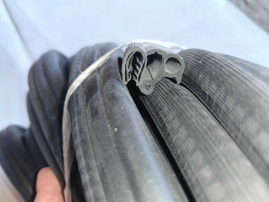 Уплотнители дверей багажника окон ВАЗ 2109 99 2115 2108 2101-2107