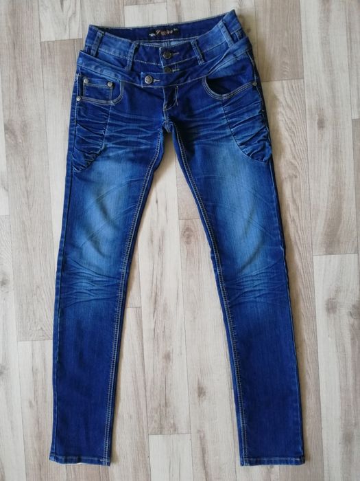 Spodnie jeansy damskie r.36/164