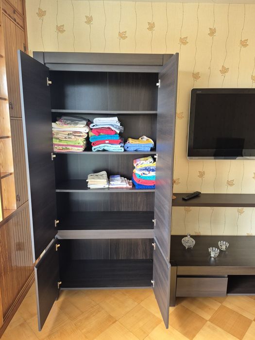 Eleganckie meble Black Red White – kolor wenge | Bardzo dobry stan