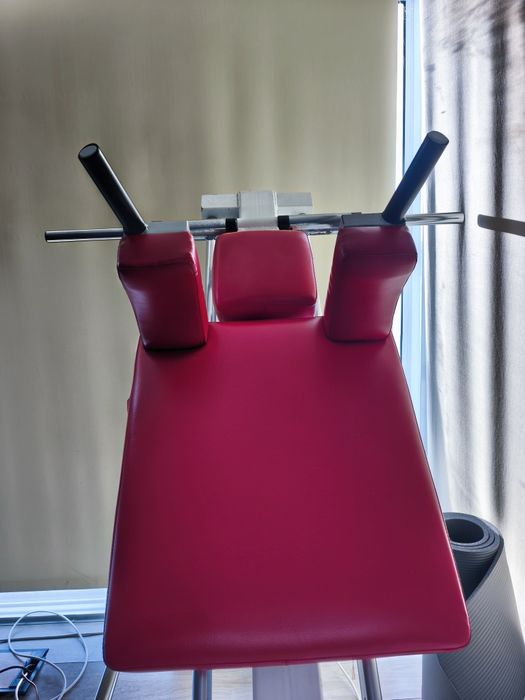 Hack Squat Profissional – Máquina de Agachamento