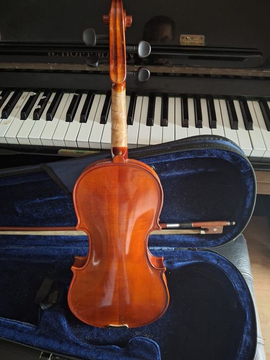 Violino 1/2 PRIMO – Afinado, com estojo, arco e resina
