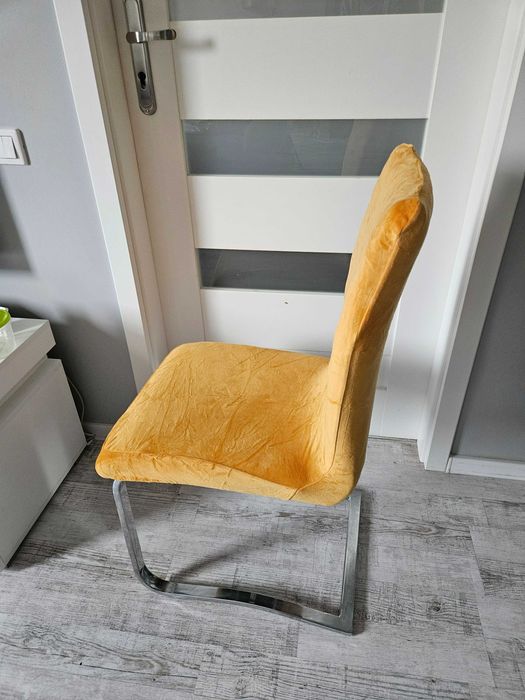 Pokrowce na krzesła miękkie welurowe musztardowe 4 sztuki komplet