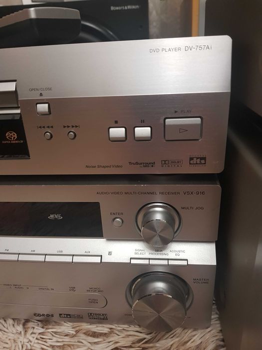 Английский Звук Bowers & Wilkins, Pioneer