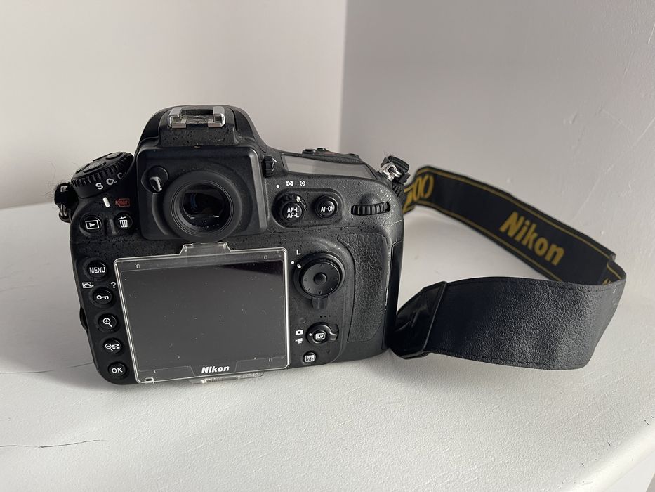 Nikon D800 + nikkor nikon 50m f1.8 G AF-S + Grip +Flash Nissin Di866 M