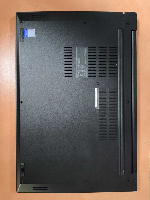 Недорогой автономный Lenovo ThinkPad E590 8/128Gb i5-8265U