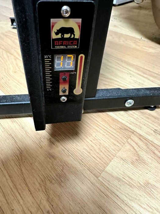 Керамічний обігрівач AFRICA T700