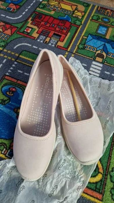 ECCO baleryny 38r nowe