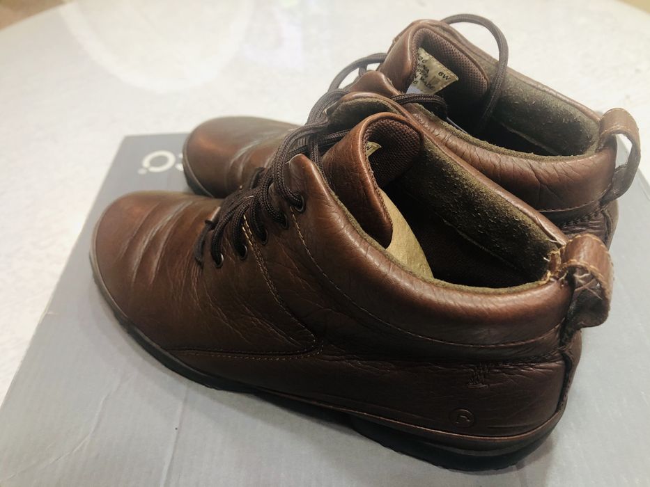 Демисезонные ботинки Stockport  Ecco 38 р