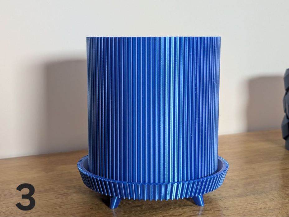 Вазоны и вазы для цветов