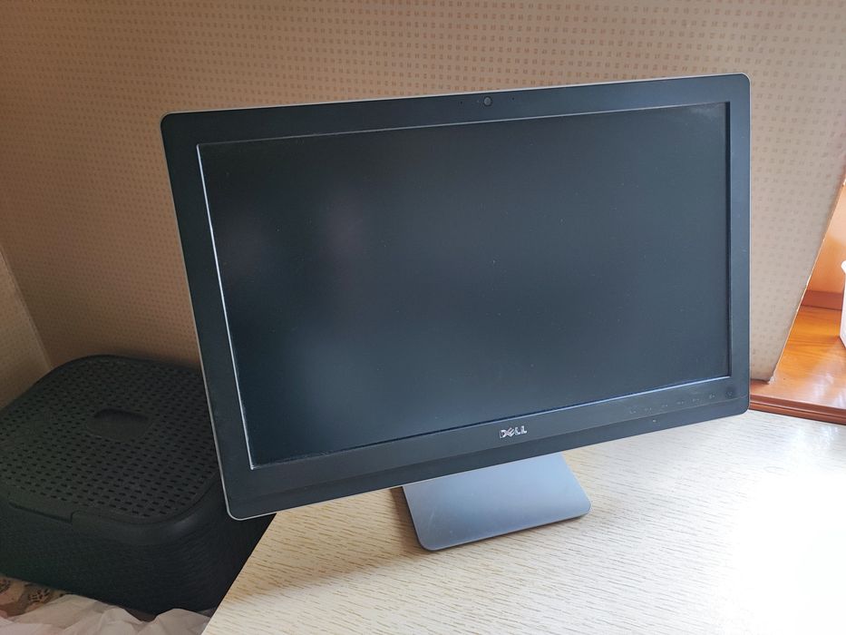 Монітор DELL UZ2215HF