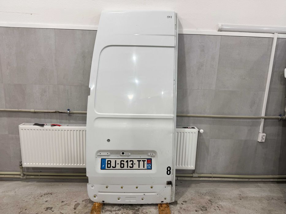 Ліві задні двері до Renault Master 3 (Рено Мастер 3)