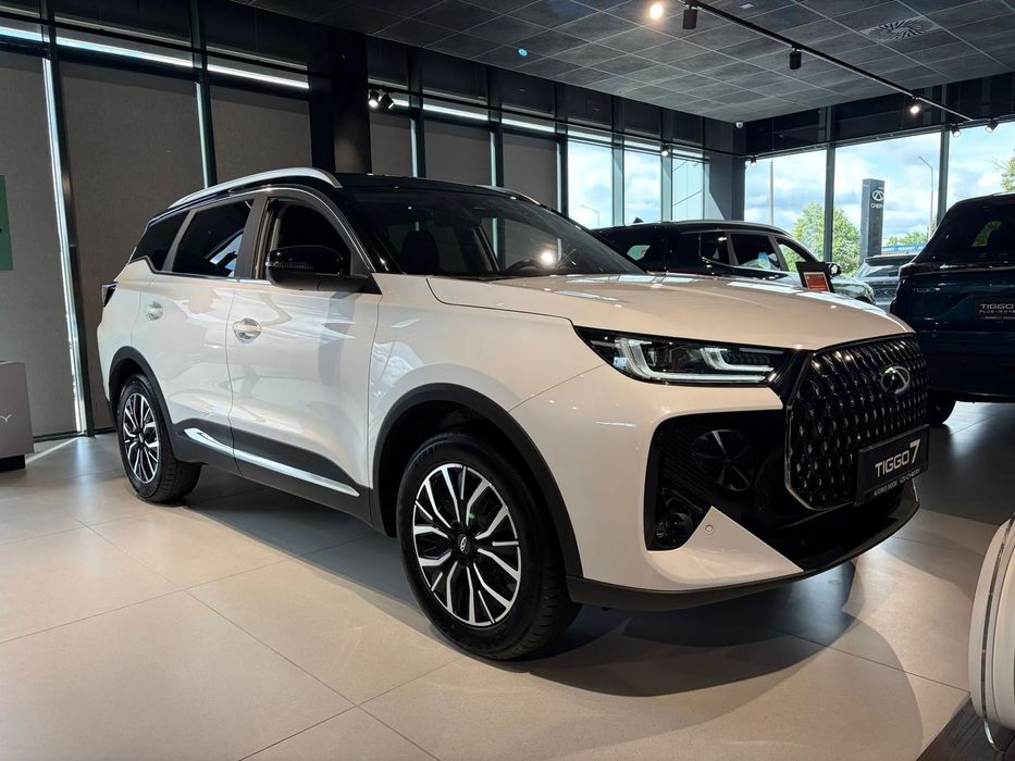 Chery Tiggo 7 TIGGO 7 HEV | Pearl White / Czarny Dach | Ubezpieczenie 1 zł