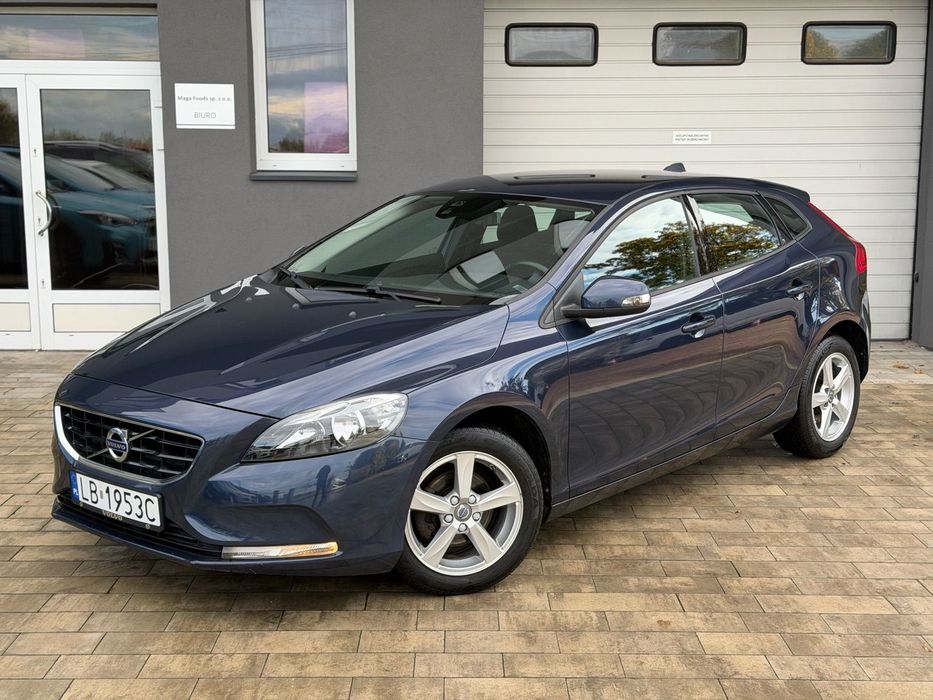 Volvo V40