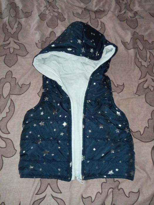 Безрукавка жилетка