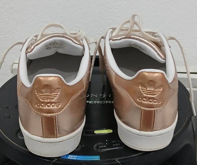 Tenis Adiadas numero 39