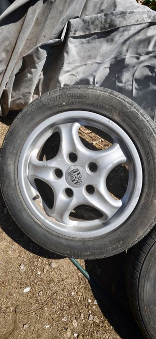 Jantes Porsche Originais 16" + 4 Pneus Continental – 850 € (negociável)