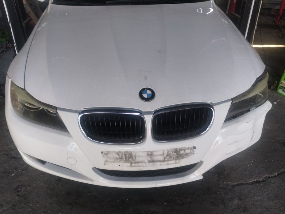 BMW E90 E91 atrapa grill nerki lift oryginał